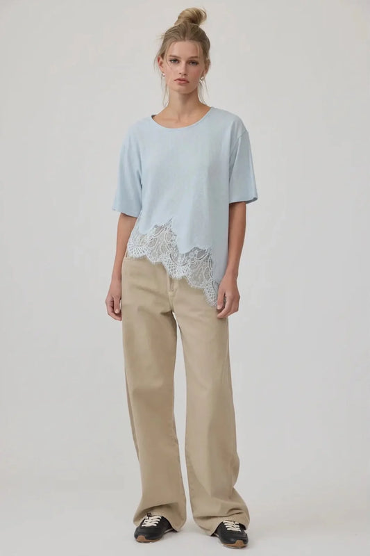 LACE HEM TOP